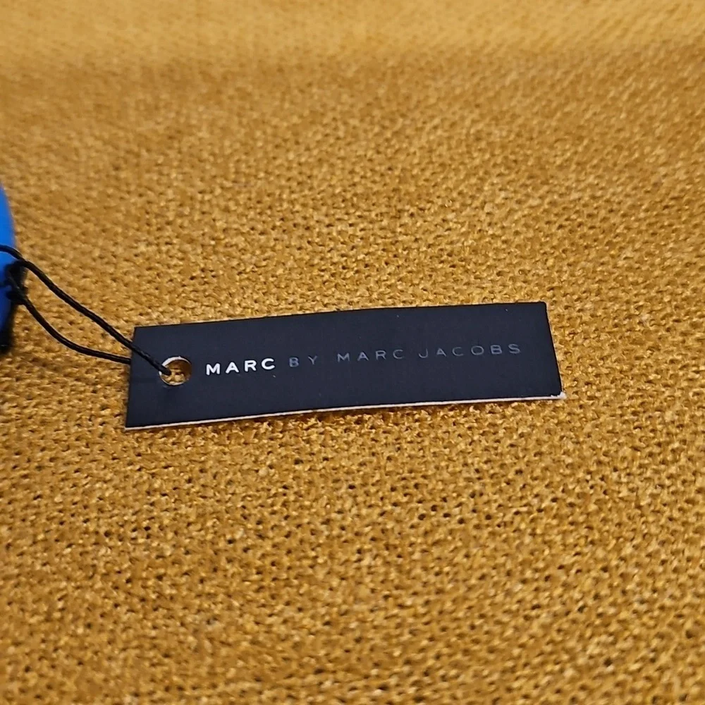 Marc By Marc Jacobs Electric Blue Silicone Logo Charm Bracelet NWT